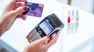 Customer using contactless card payment